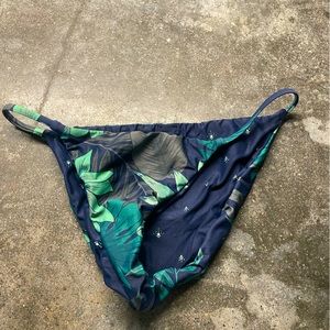 O’Neill, bikini bottoms, size small